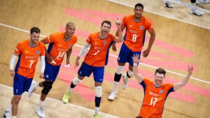 Ang Volleyball World Championship 2025 sa Pilipinas ay magdadala ng 32 pinakamahusay na koponan mula sa iba’t ibang panig ng mundo. Pero sinu-sino kaya ang mga pangunahing paborito na inaasahang lalaban hanggang finals at aagaw ng kampeonato?